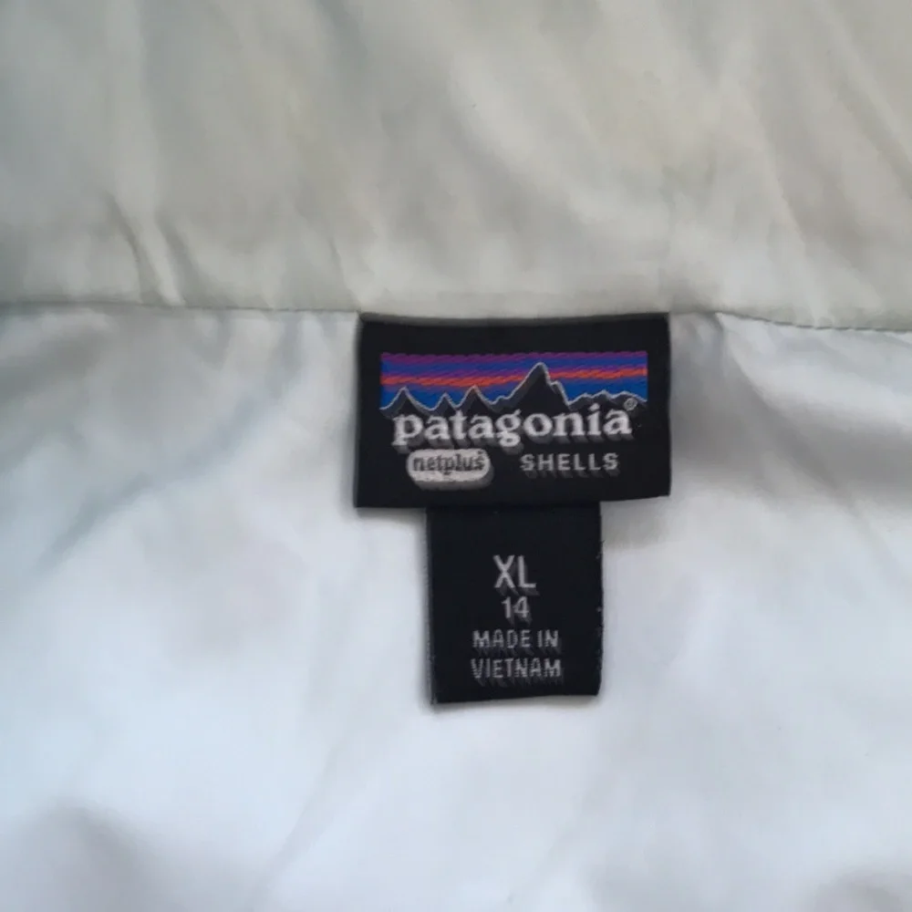 Patagonia Hi Loft Puffer Jacket (girls' size XL)